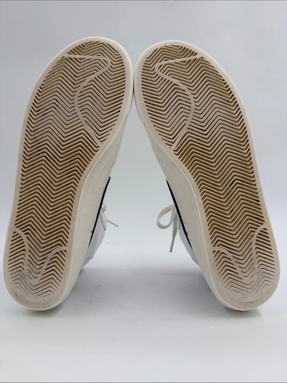 Nike Blazer Mid 77 Vintage White Black CZ1055-100 Women's Size 7.5